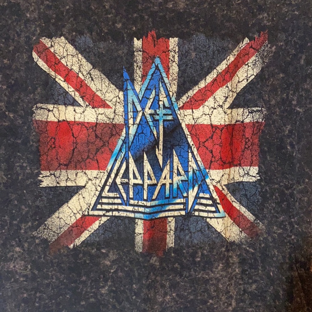 Def Leppard Cropped Top - Picture 2 of 3